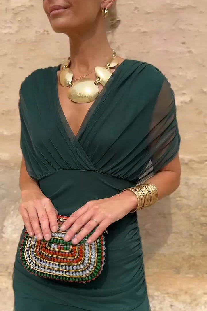 Alessandra | Vestido largo de caída sedosa con cintura plisada