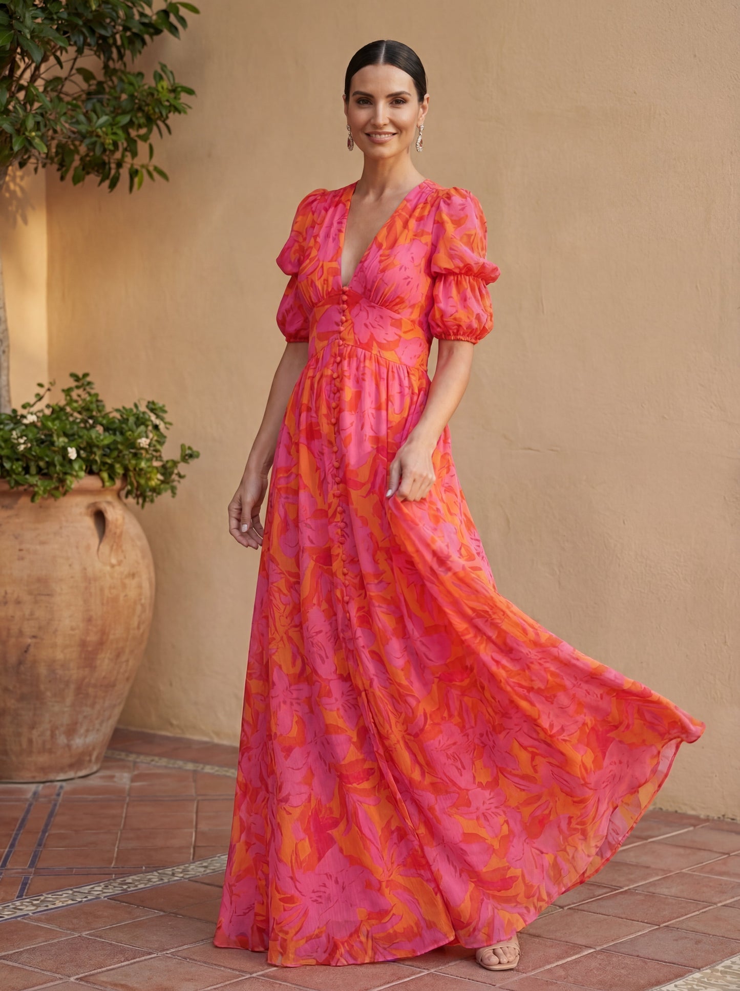 Valeria | Vestido largo floral con escote en V