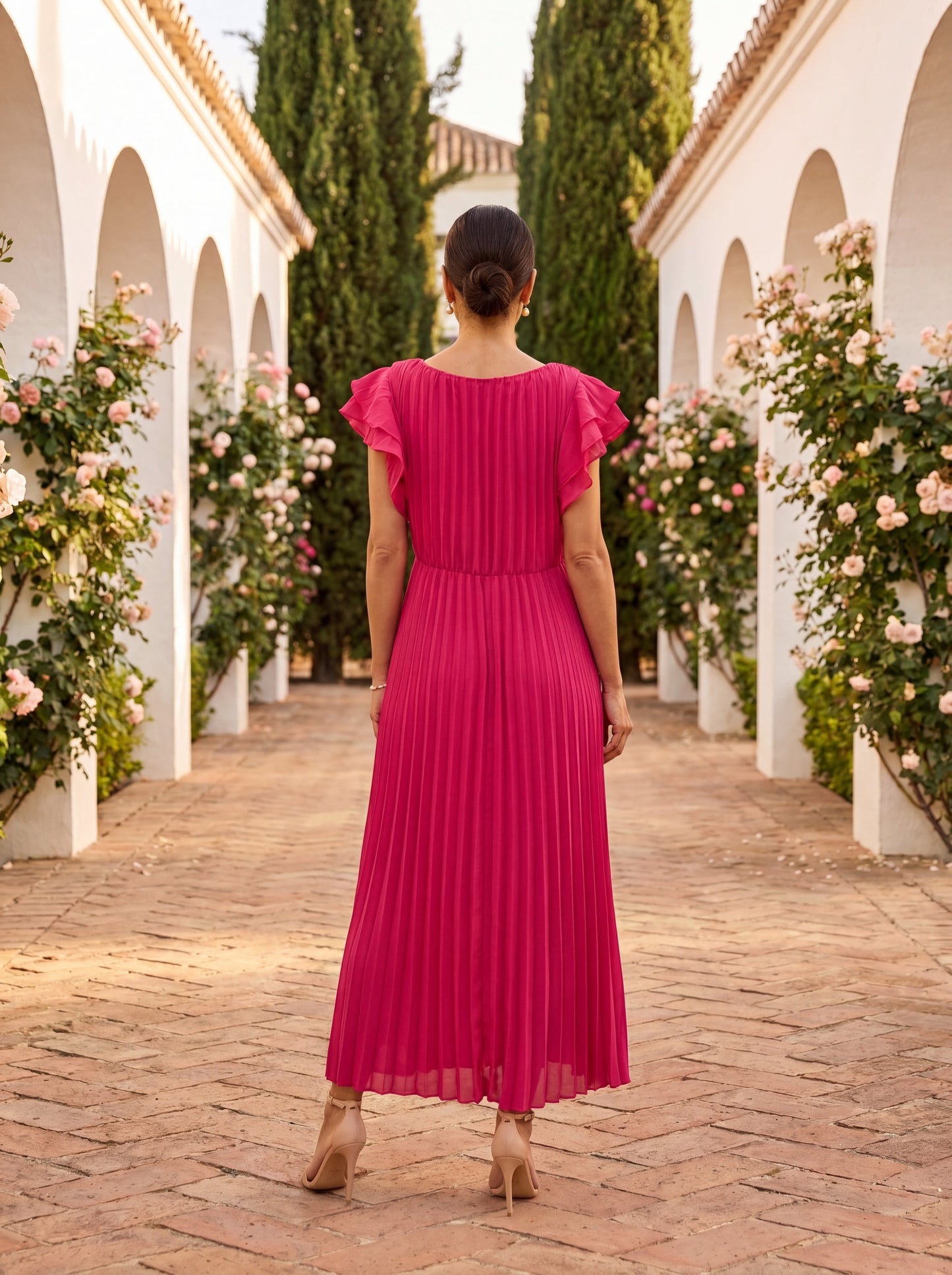 Selena | Vestido midi plisado de invitada