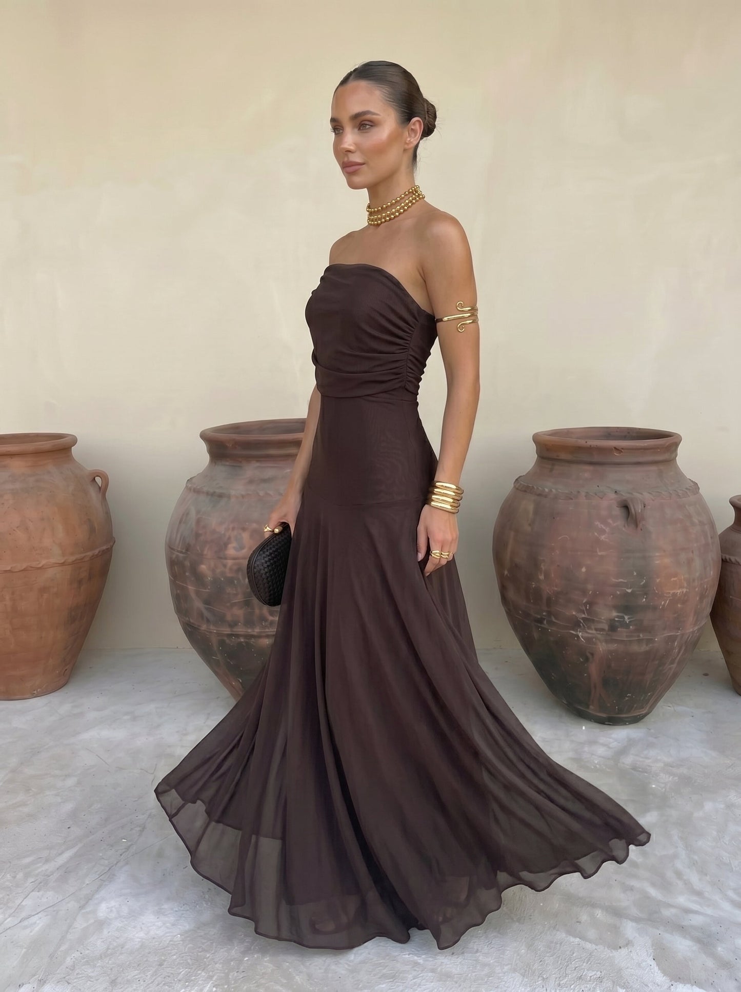 Serena | Vestido largo asimétrico con drapeado