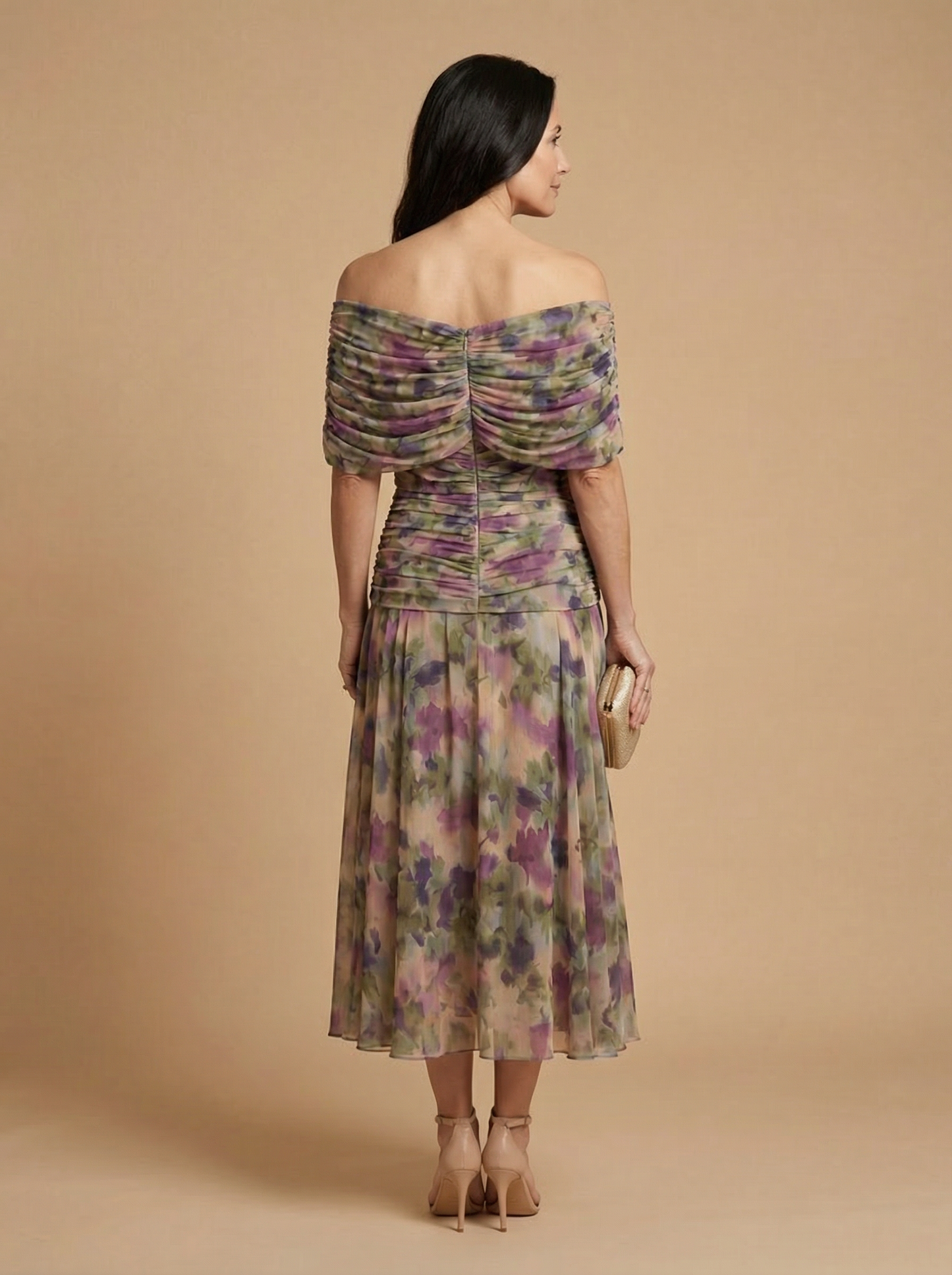 Alessandra | Vestido largo de caída sedosa con cintura plisada